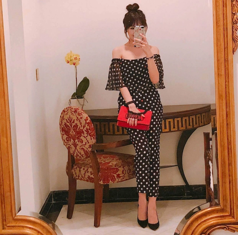 Hai thái cực khác hẳn của hari won mặc đồ hiệu bị chê sến mặc đơn giản lại được khen - 2