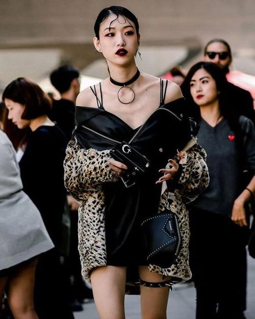 Hãy hôn tạm biệt 10 món đồ thời trang này trước khi năm mới đến - 9