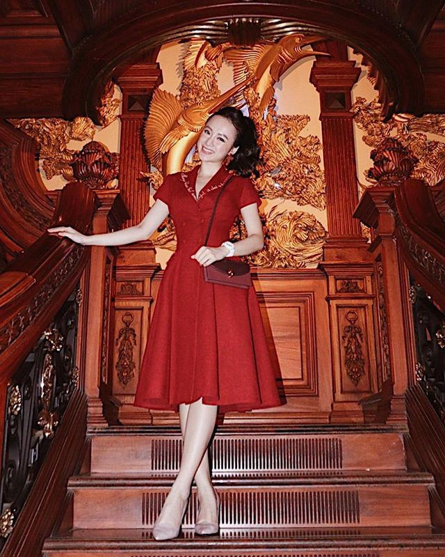Hở đủ rồi angela phương trinh giờ đây ngoan hiền và kín đáo bất ngờ - 3