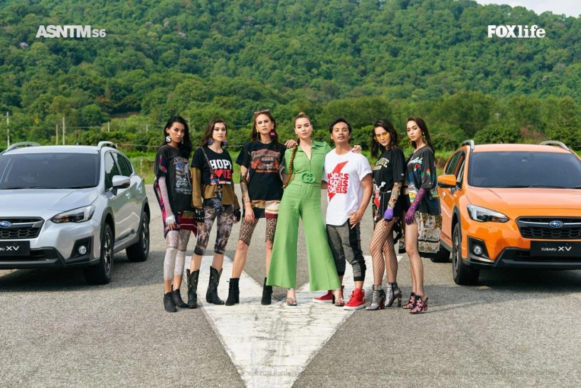 Hồ ngọc hà diện váy khoét ngực bắn tiếng anh như gió trên ghế giám khảo next top châu á - 8