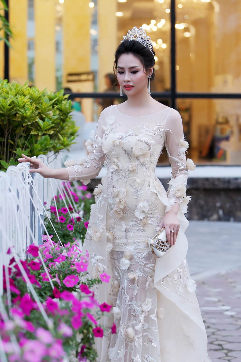 Hoa hậu biển thùy trang tiết lộ lý do im ắng sau 1 năm đăng quang - 8