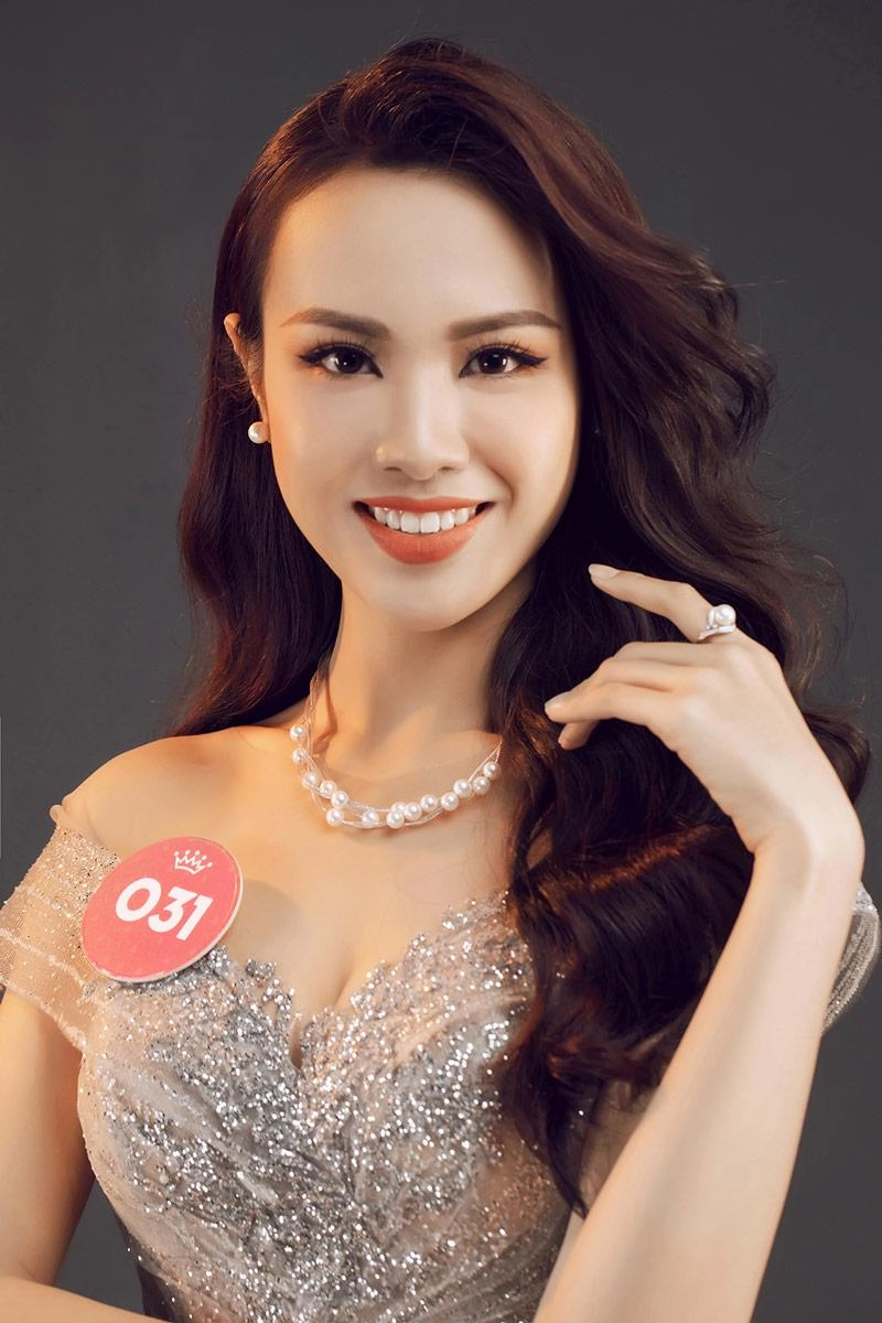 Hoa hậu việt nam 2018 5 người đẹp khoe thần thái đỉnh nhất trong bộ ảnh chân dung - 3