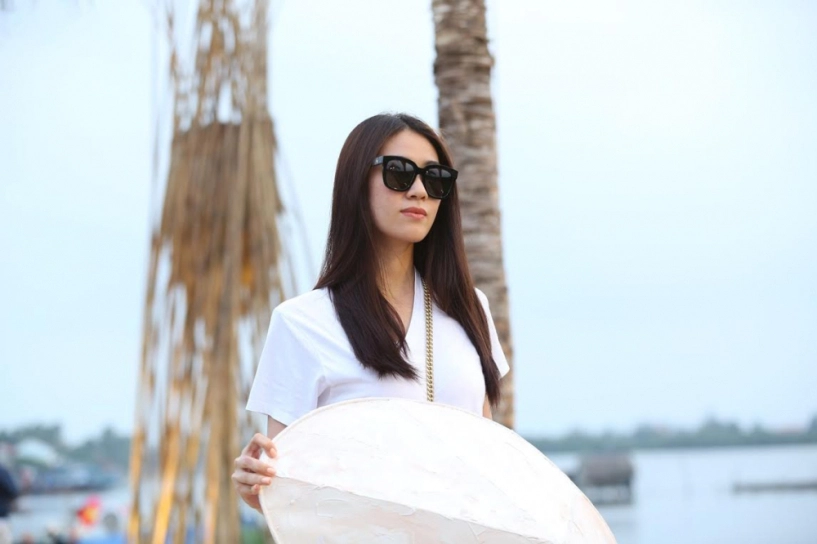 Hoàng thuy tranh thủ chạy show khi chung kết hoa hậu hoàn vũ đến gần - 7