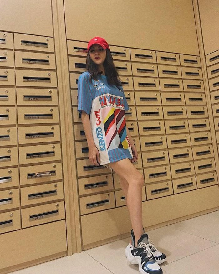 Hương giang chính là nàng hoa hậu mê diện mũ cool ngầu nhất vbiz - 12