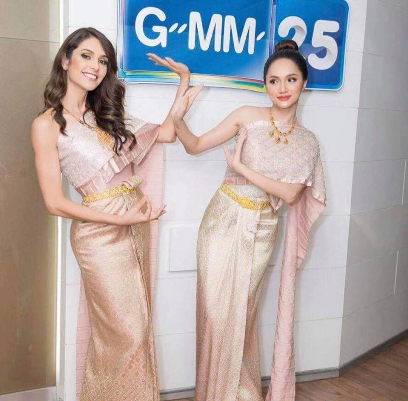 Hương giang idol khiến siêu mẫu hàng đầu thái lan phải khen ngợi - 5