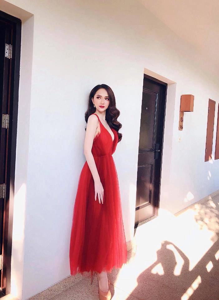 Hương giang idol tiếp tục dẫn đầu tại hoa hậu chuyển giới quốc tế 2018 - 8