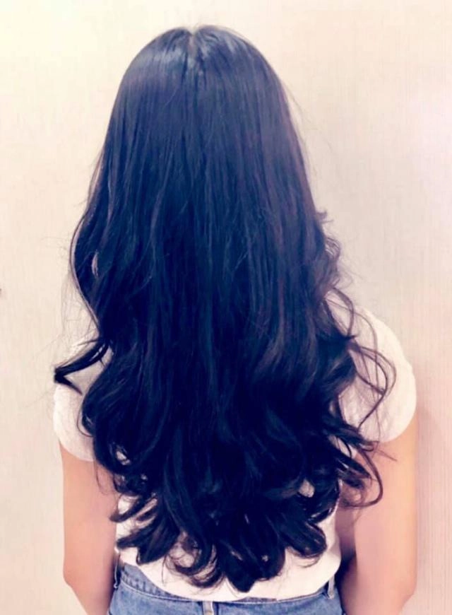 Không chỉ xinh như hoa hậu con gái mc quyền linh còn tự tay làm tóc đẹp không kém salon - 3