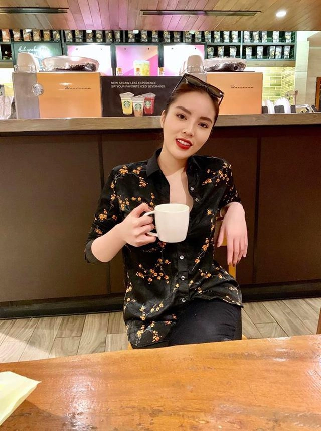 Kỳ duyên cứ hở nhẹ nhàng thì đẹp hết nấc còn kín như bưng lại thành kém duyên - 6