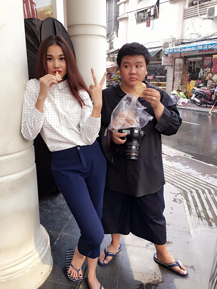 Là đệ nhất chân dài việt nam nhưng thanh hằng lại chỉ mê mẩn dép lào - 5