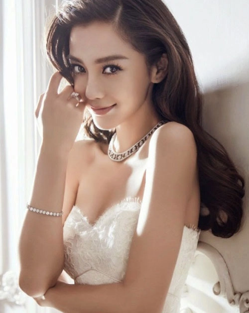 Lộ ảnh thời răng thỏ chưa thẩm mỹ của angelababy - 7