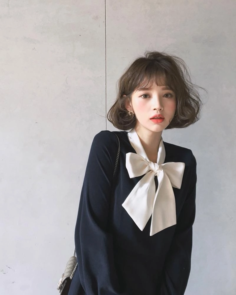 Mặt sáng bừng cổ cao kiêu hãnh bất ngờ nhờ kiểu đồ này - 5