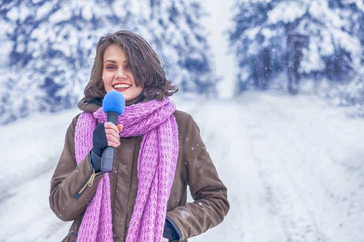 Mc thời tiết vtv tiết lộ màu sắc trang phục cấm kỵ khi lên sóng bản tin - 15