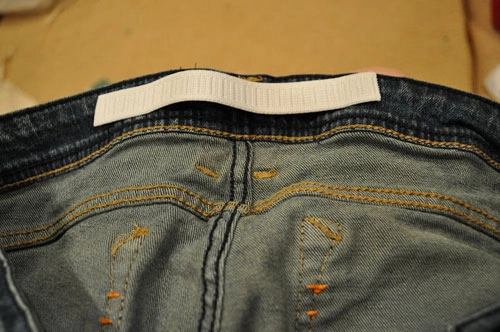 Mẹo đối phố với quần jeans bị chật và giãn rộng - 5