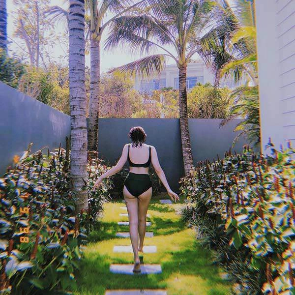 Mới ngày nào em chưa 18 kaity nguyễn giờ gây sốc khi diện bikini cạp cao để làm chuyện này - 3