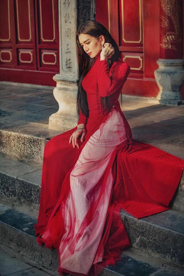 Nam em diện áo dài còn thua xa chàng trai này thế có đáng xấu hổ không cơ chứ - 7