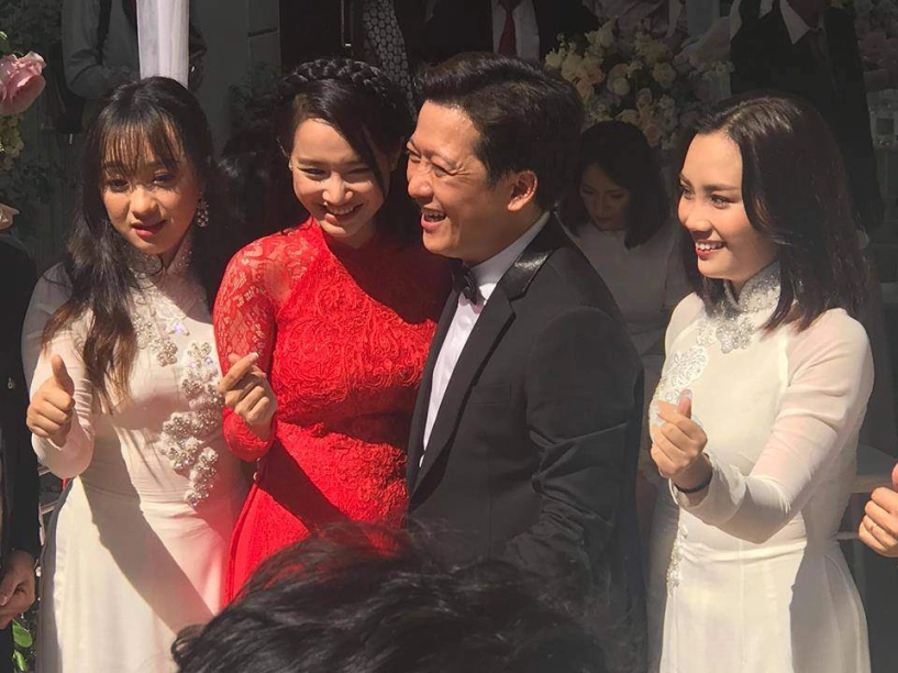 Ngạc nhiên khi nhã phương chọn áo dài ren đỏ hết sức đơn giản trong ngày về nhà chồng - 4