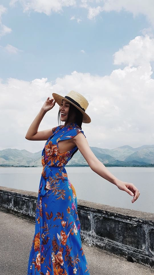 Nghe thanh hằng mách mẹo chọn mũ cói bền lâu và cách đội thật sang chảnh - 5