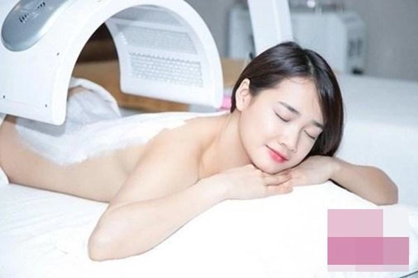 Nhã phương sụp đổ hình tượng gái ngoan vì hớ hênh thế này chắc trường giang cũng phải đỏ mặt - 8