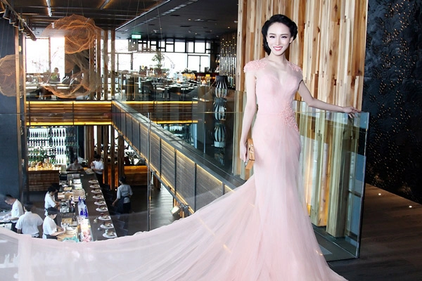 Nhan sắc lộng lẫy đáng tiếc nuối của hoa hậu trương hồ phương nga - 7
