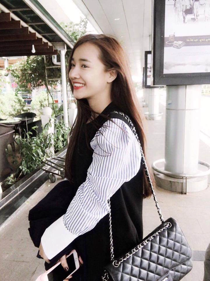 Nhìn lại váy cưới nhã phương fans giật mình vì chi tiết táo bạo chưa từng thấy của cô dâu - 8