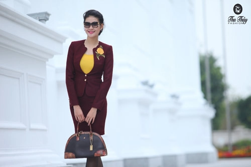 Những mẫu vest công sở tôn dáng và thời thượng - 2
