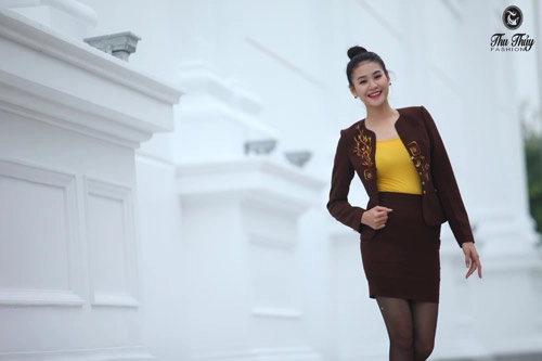 Những mẫu vest công sở tôn dáng và thời thượng - 8