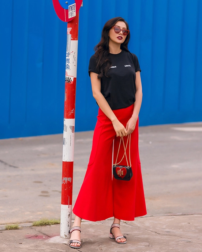 Những set đồ vừa mát vừa không bị đen da cho ngày hà nội nóng đổ lửa - 1
