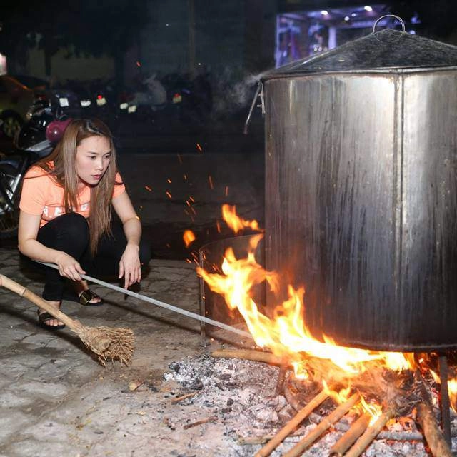 Nổi tiếng giàu có bậc nhất vbiz nhưng mỹ tâm và loạt sao này lại ăn mặc chẳng giống ai - 6