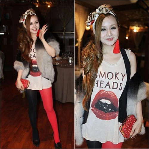 Nữ mc hà nội với thời trang dị biệt gây tranh cãi - 9