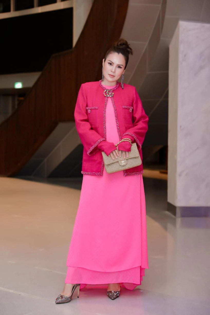 Nữ thần angela phương trinh mê hoặc lòng người với bộ cánh hồng rực rỡ - 17