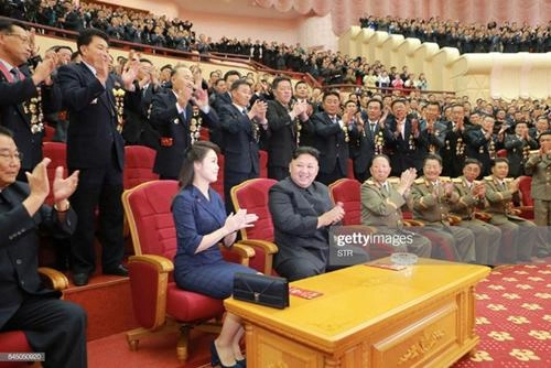 Phong cách đối lập nhưng đều được ngợi ca của phu nhân ông kim jong un và em chồng - 4