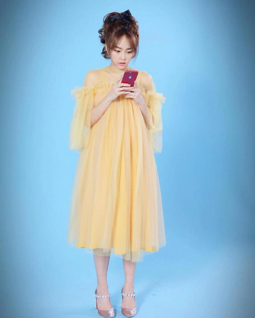 Ra đường tưởng gái còn son vì chọn đồ quá điệu ai ngờ cô ấy sắp đẻ đến nơi rồi - 14
