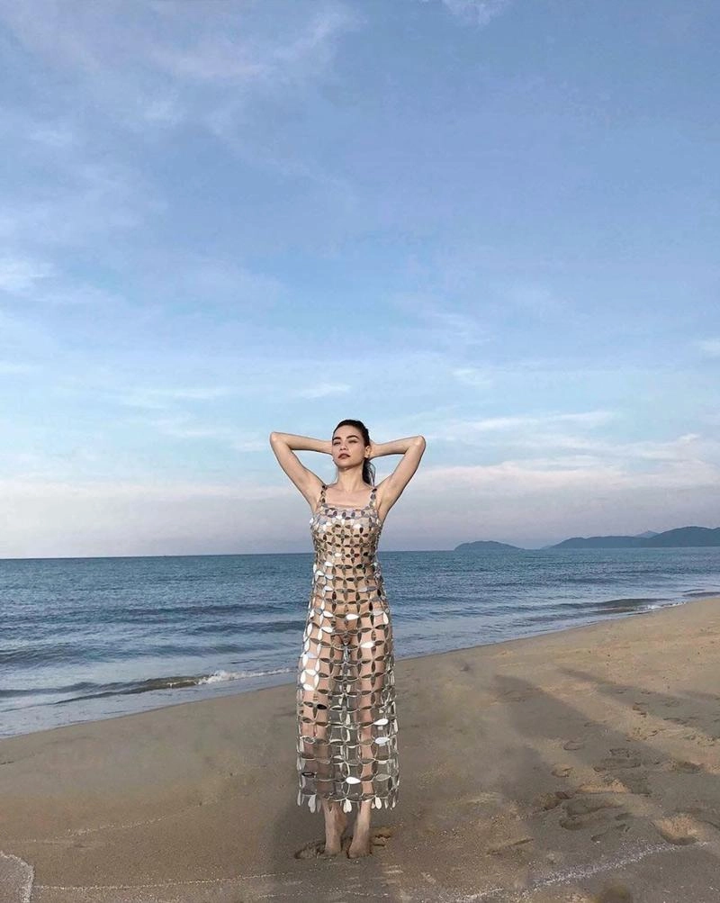 Sang chảnh như hà hồ kỳ duyên lâm khánh chi còn bị váy xuyên thấu hãm hại - 3
