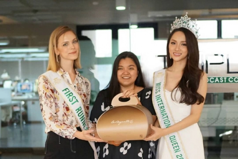 Sau 3 ngày mặc đúng một chiếc váy á hậu chuyển giới 2018 mới chịu thay đổi trang phục - 8