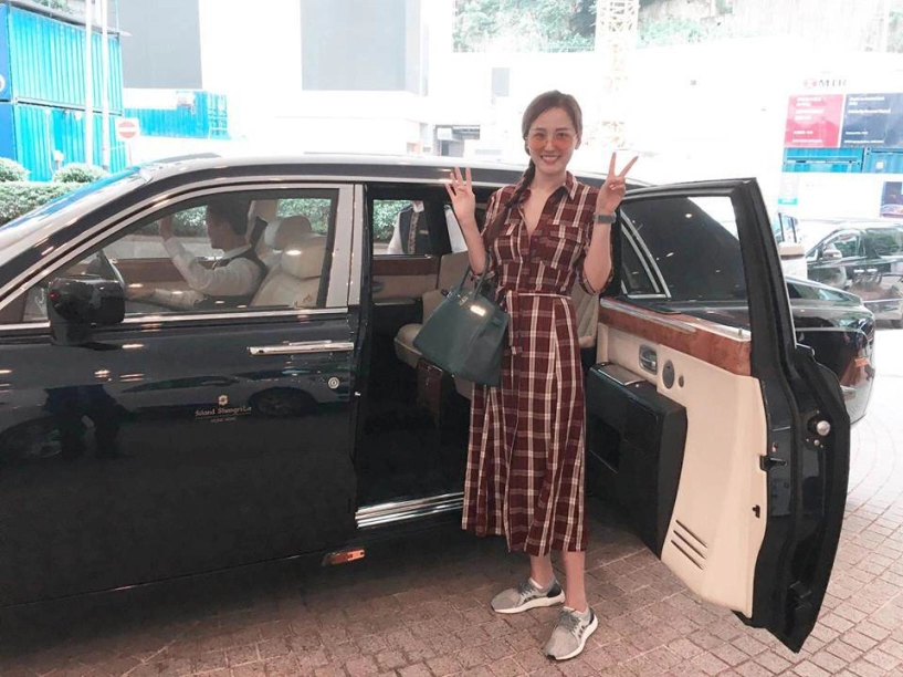 Sau bao năm ăn mặc thảm hoạ giờ đây mai phương thuý cũng đã mặc đẹp rồi - 8