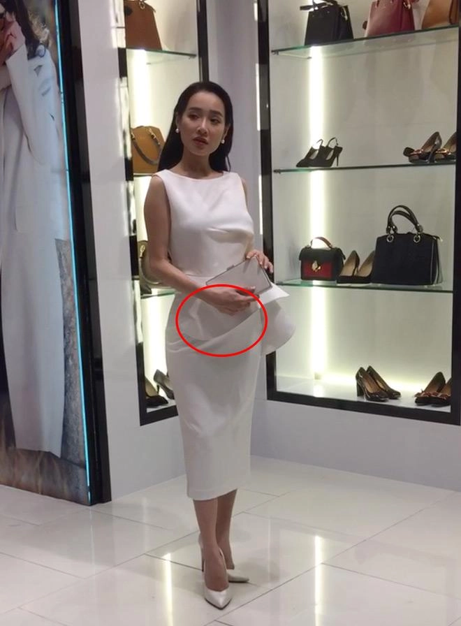 Sau khi đính hôn với trường giang nhã phương tìm mọi cách để che bụng - 2