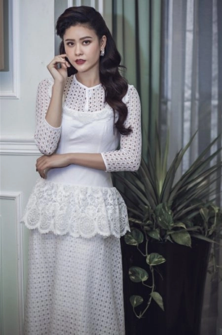 Sau lùm xùm ly hôn mẹ một con trương quỳnh anh khoe vẻ đẹp nền nã với style cổ điển - 8