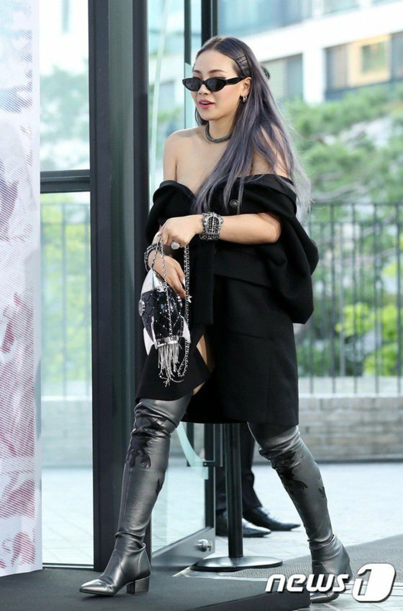 Sau màn bóc giá đồ 7k lý nhã kỳ xách túi gần nửa tỷ xuất hiện trước công chúng - 8