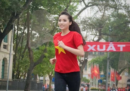 Thời trang dạo phố ngày càng tiến bộ của hh kỳ duyên - 10