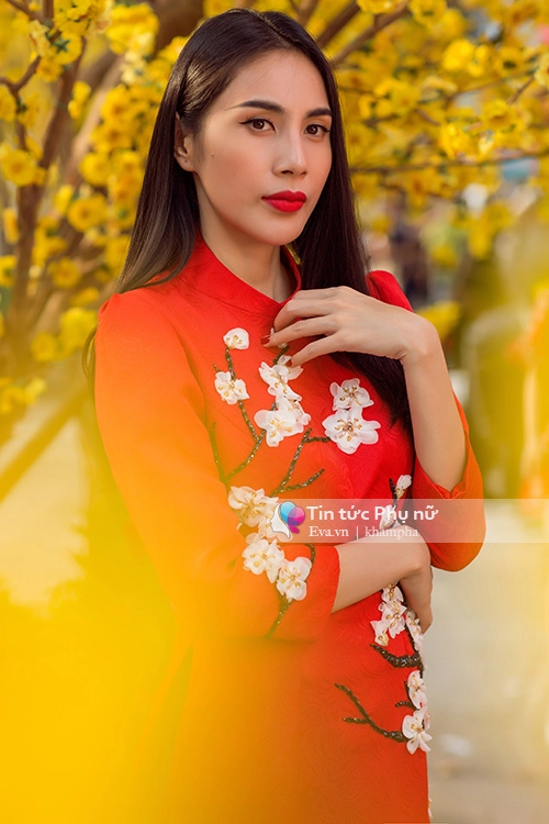 Thủy tiên diện áo dài xuân cuốn hút trên phố sài gòn - 3