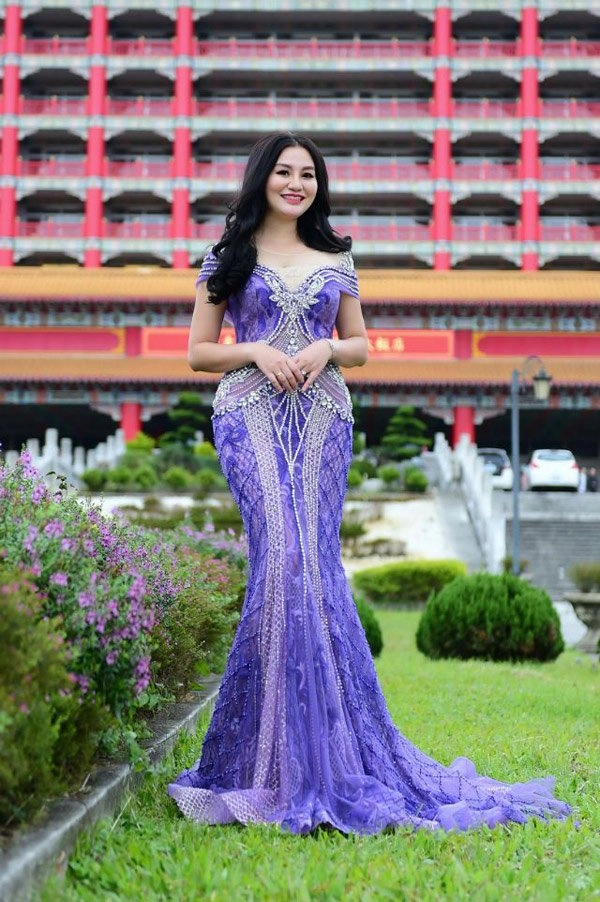 Trần huyền nhung giành cú đúp giải thưởng tại ck hoa hậu doanh nhân người việt châu á - 1