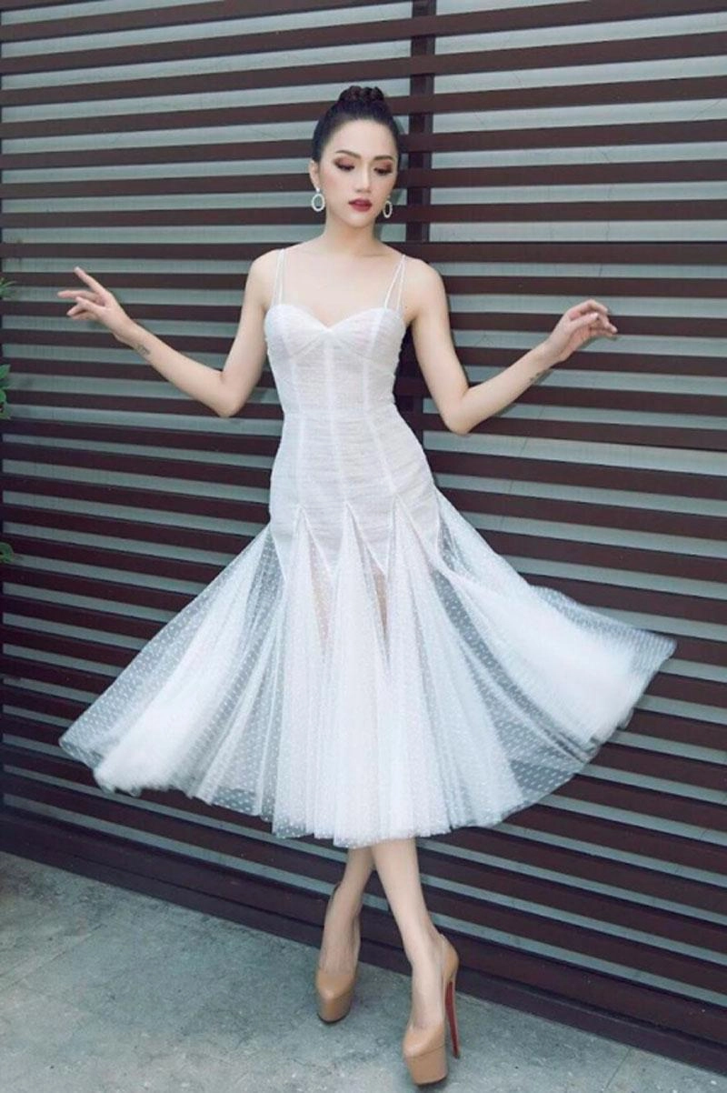 Trò chuyện cùng hh hương giang có ai đánh thuế giấc mơ hoa hậu - 3
