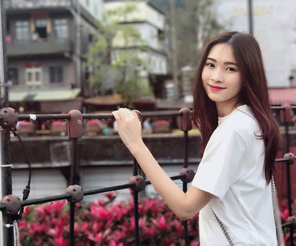 Từ ngày độc thân đến khi sinh con cho chồng đại gia thu thảo vẫn cực mê đồ giá rẻ - 13