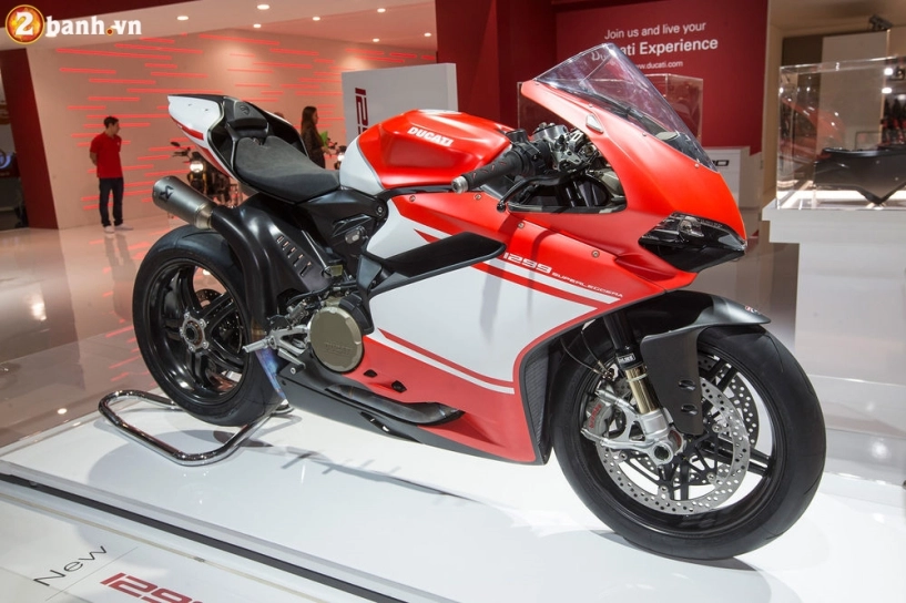 Chiêm ngưỡng cận cảnh ducati 1299 superleggera - chiếc xe mô tô đắt xắt ra miếng - 6