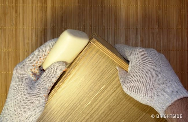 Chồng vắng nhà chị em cũng chẳng lo nếu biết những mẹo sửa đồ đạc cực đơn giản này - 3