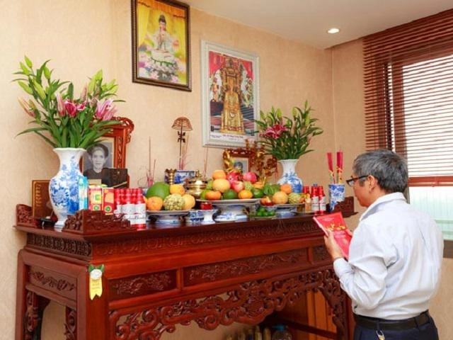 Đặt bàn thờ trên nóc tủ và những lỗi sai tai hại khiến tiền bạc đội nón ra đi - 5