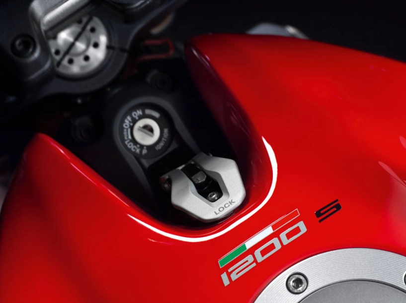 Ducati monster 1200 2017 chính thức ra mắt với sức mạnh được nâng cấp đáng nể - 11