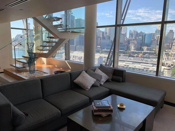 Hà kiều anh mê mẩn penthouse 140triệu1 đêm fan thi nhau gào thét nhà triệu đô ai ở chị ơi - 4