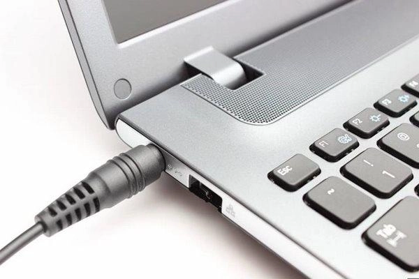 Hóa đơn tăng vọt chuyên gia chỉ ra 6 sai lầm dùng đồ điện vừa nguy hiểm vừa tốn kém - 2