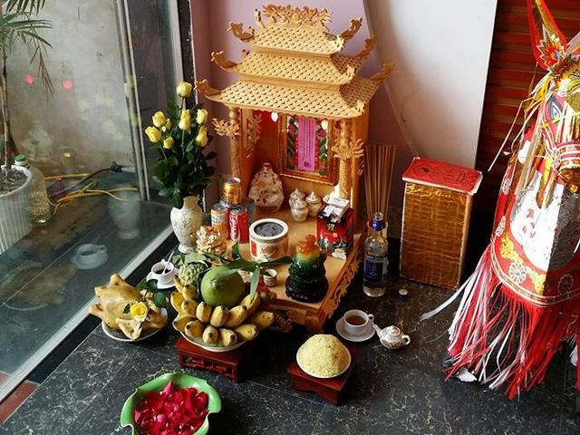 Lỗi chọn hoa cúng vía thần tài khiến gia chủ mua 10 cây vàng vẫn xôi hỏng bỏng không - 4